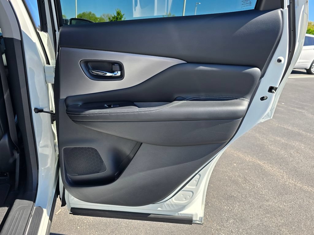 Used 2019 Nissan Murano SL w/ SL Technology Package AWD/4WD image 32