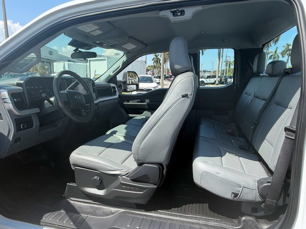 Used 2024 Ford F250 XL RWD image 11