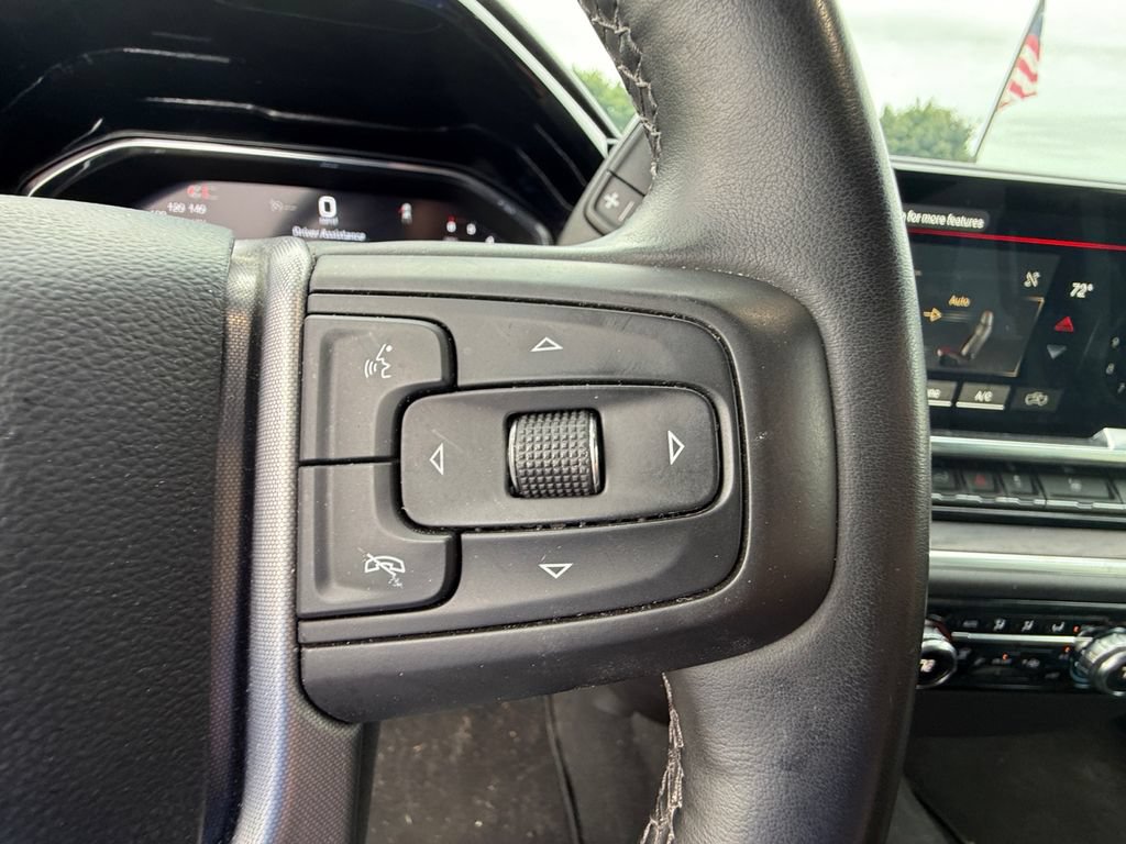 Used 2025 GMC Sierra 1500 SLT AWD/4WD image 17