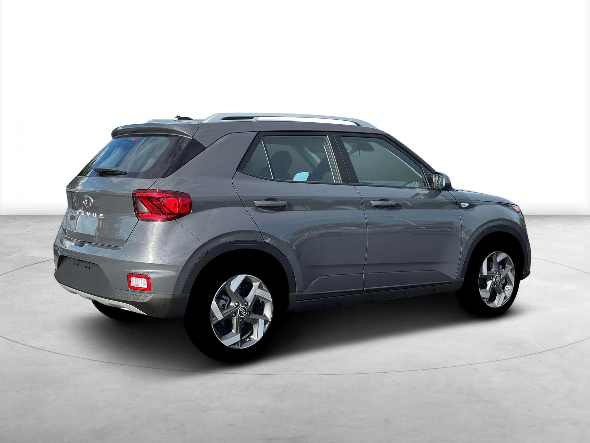New 2026 Hyundai Venue SEL FWD image 8