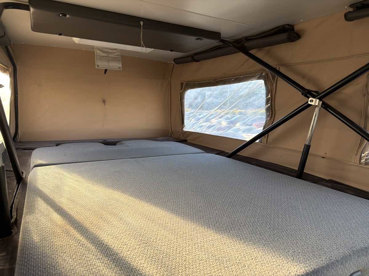 Used 2010 Ford E-350 and Econoline 350 Super Duty image 38