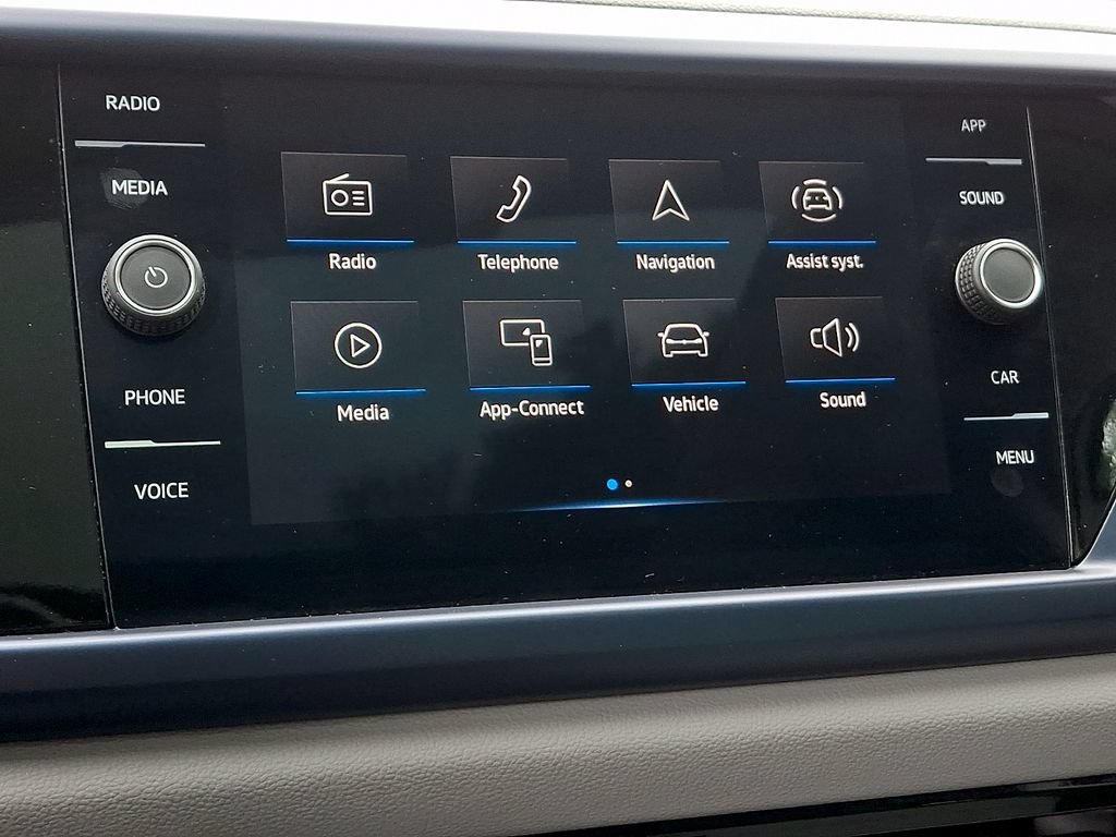 Certified 2023 Volkswagen Taos SE w/ Panoramic Sunroof Package AWD/4WD image 21