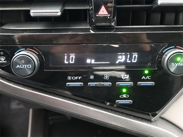 Used 2024 Toyota Camry XLE image 3