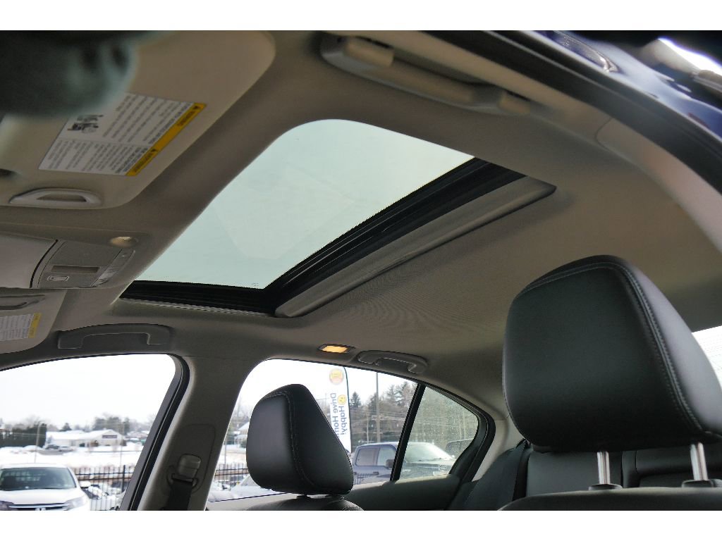 Used 2023 INFINITI Q50 Luxe w/ Cargo Package image 11