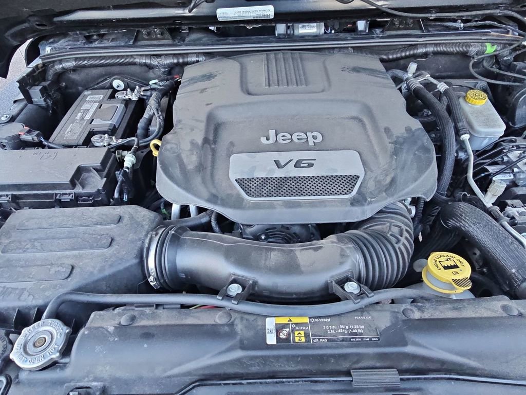 Used 2017 Jeep Wrangler Unlimited Rubicon image 20