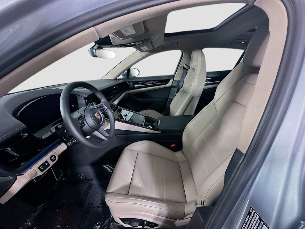 New 2026 Porsche Panamera RWD image 5