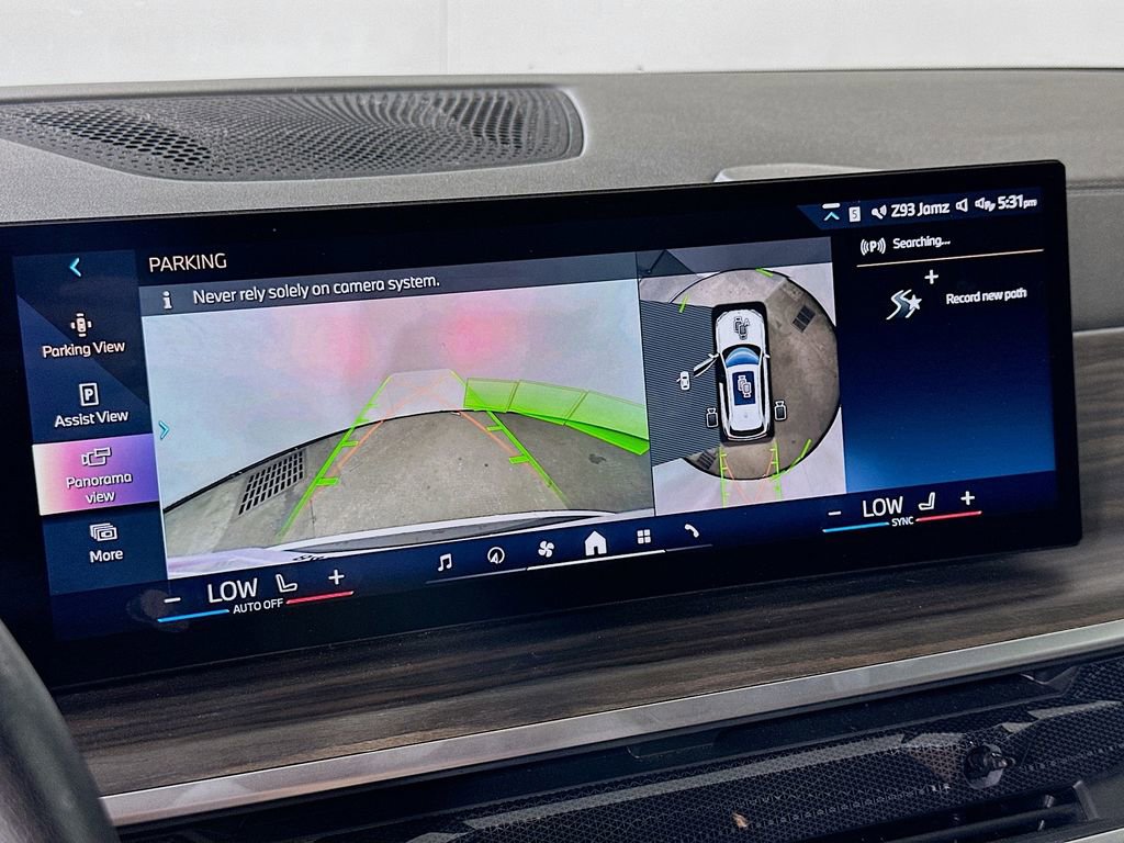 Used 2024 BMW X5 xDrive40i w/ Parking Assistance Package image 9
