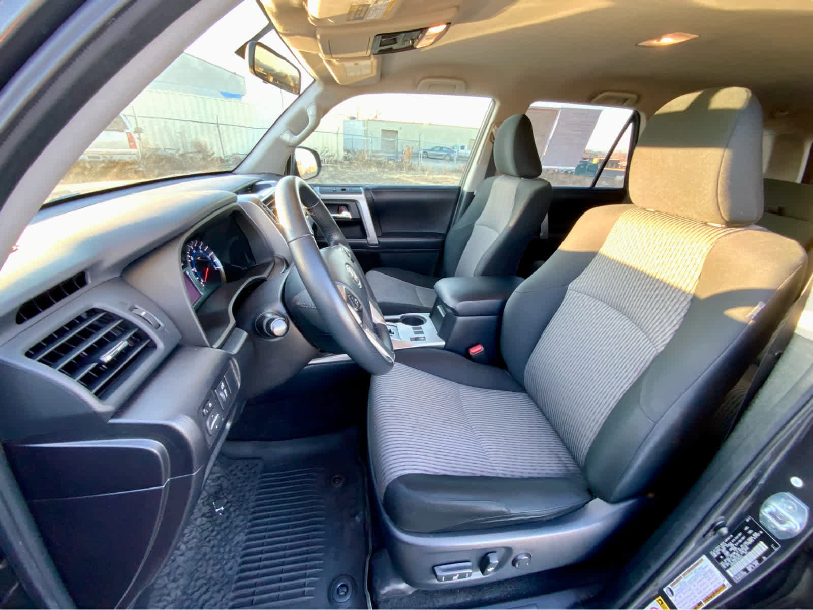 Used 2018 Toyota 4Runner SR5 image 25