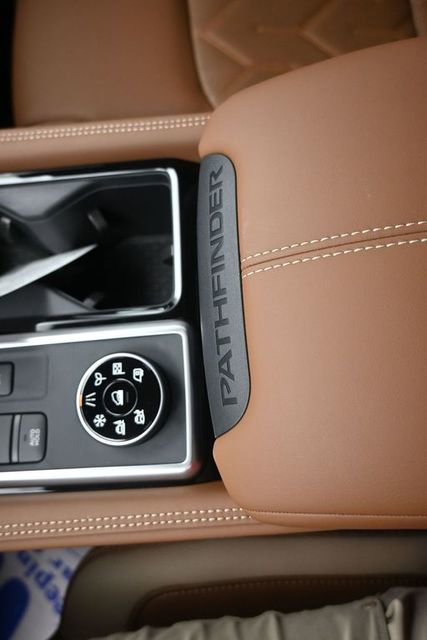 New 2026 Nissan Pathfinder Platinum image 31