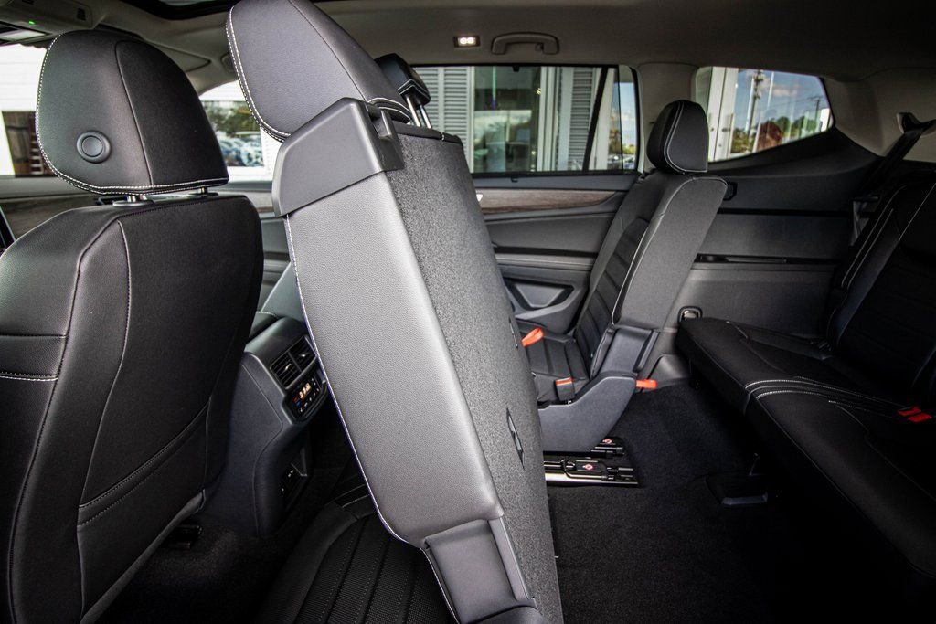 New 2026 Volkswagen Atlas SEL image 48