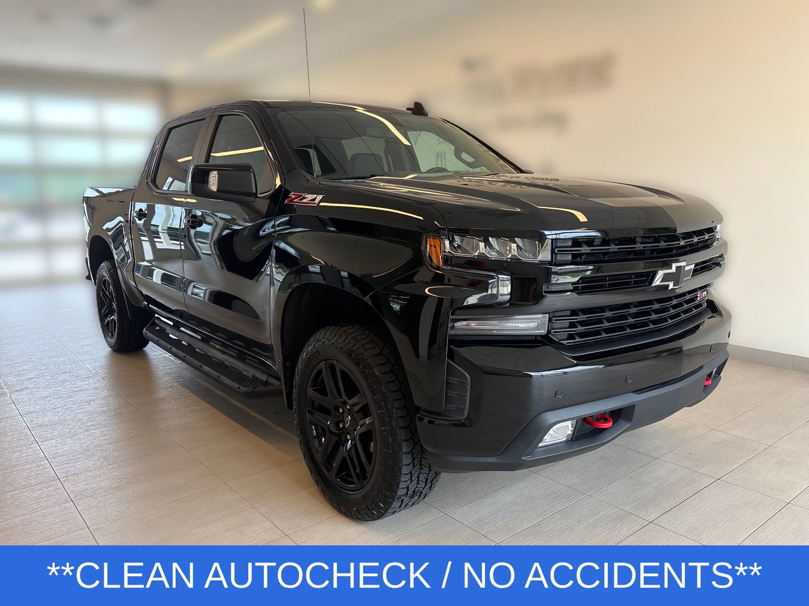 Used 2022 Chevrolet Silverado 1500 LT Trail Boss w/ Convenience Package II AWD/4WD image 5