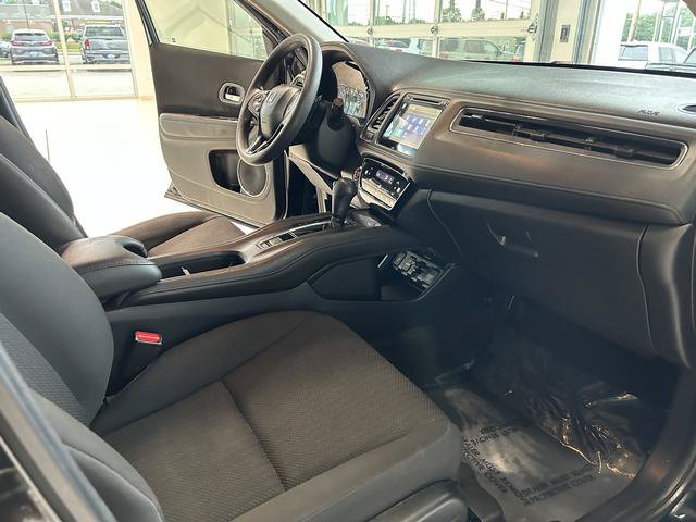 Used 2017 Honda HR-V EX image 23