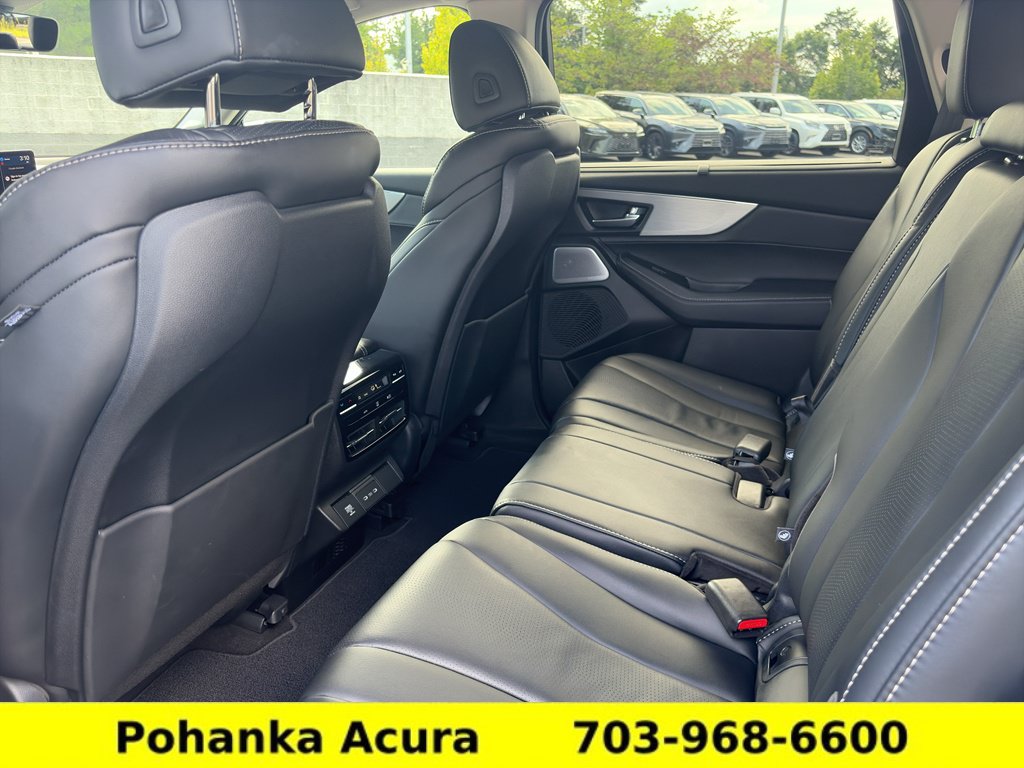 Certified 2026 Acura MDX w/ Technology Package FWD image 21