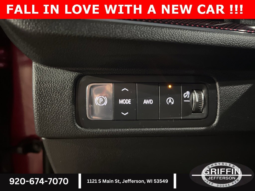 Used 2024 Chevrolet Traverse Z71 w/ Enhanced Driving Package image 21