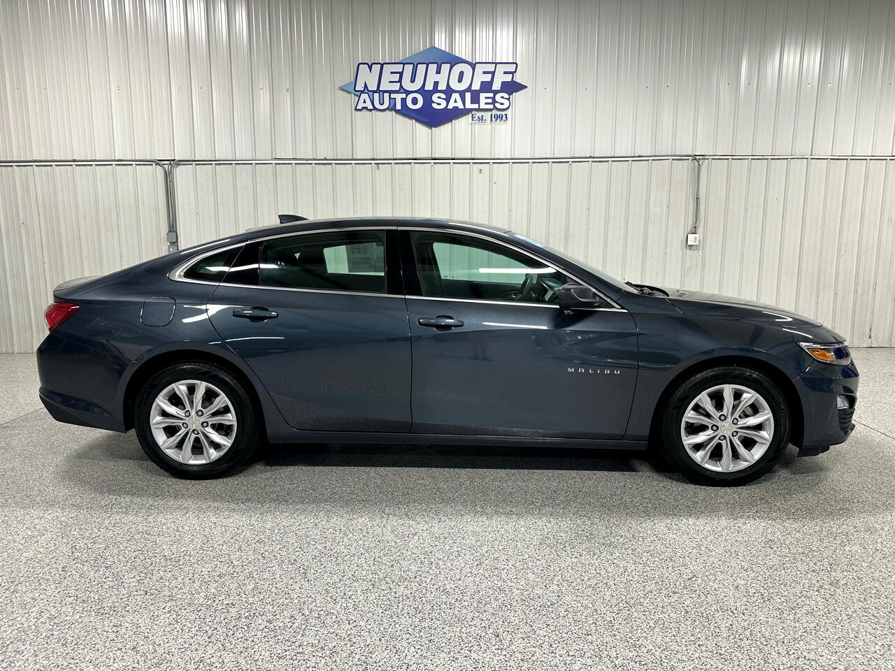 Used 2021 Chevrolet Malibu LT