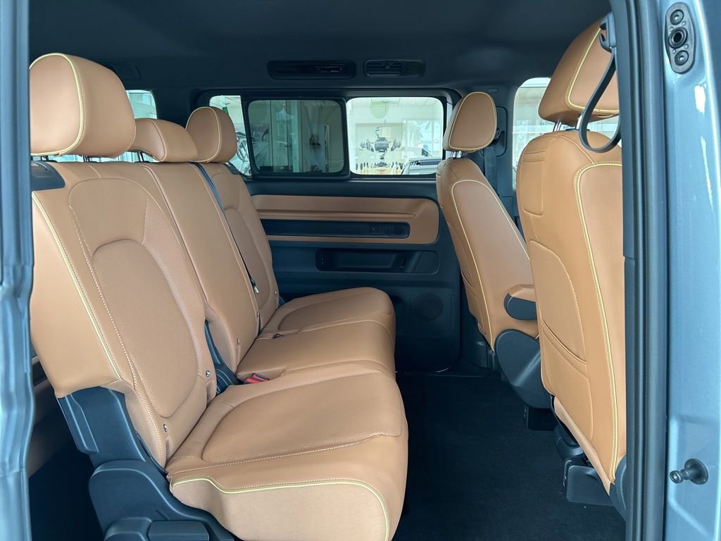 New 2025 Volkswagen ID. Buzz Pro S image 40