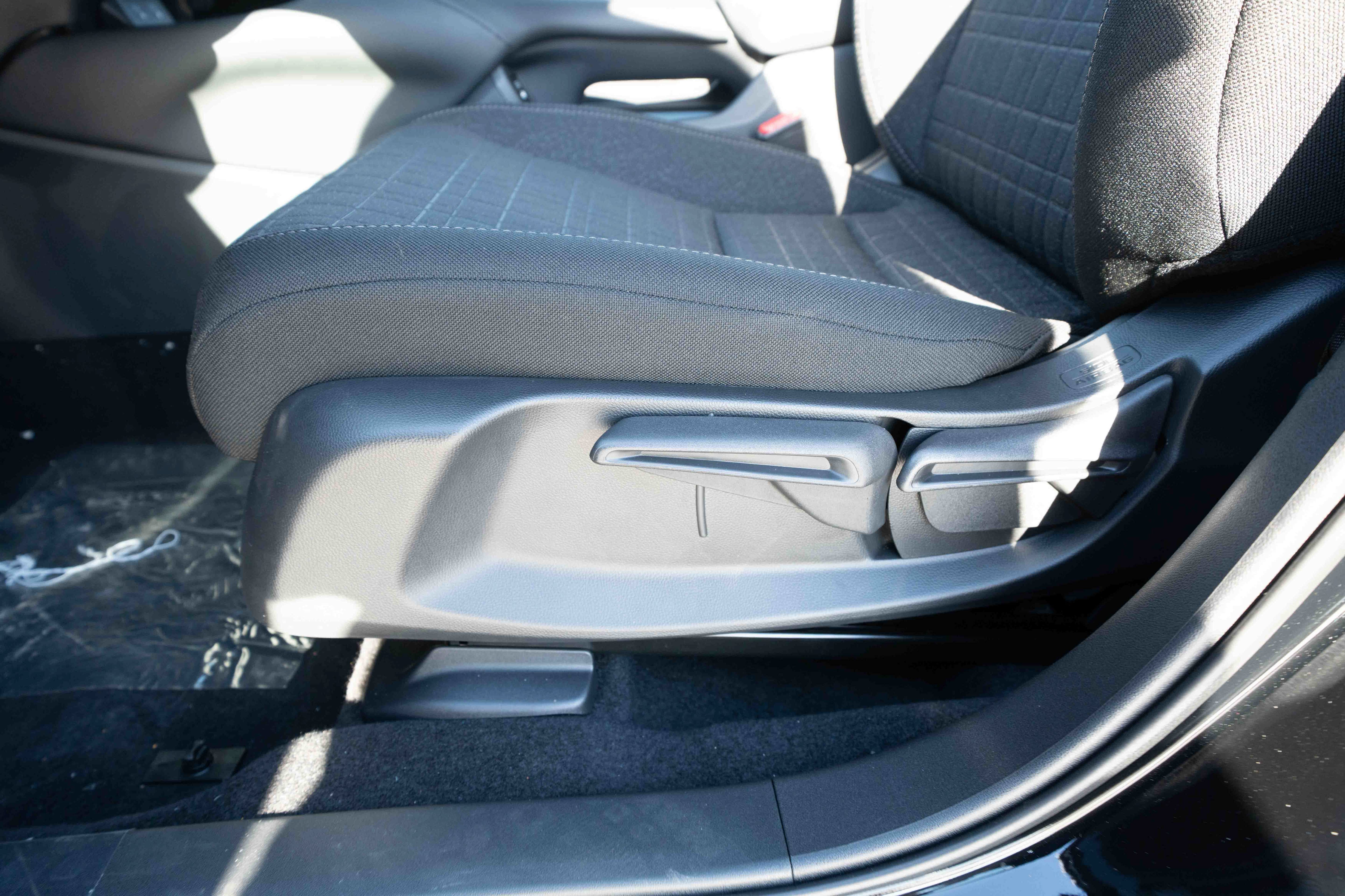New 2027 Honda HR-V LX image 12
