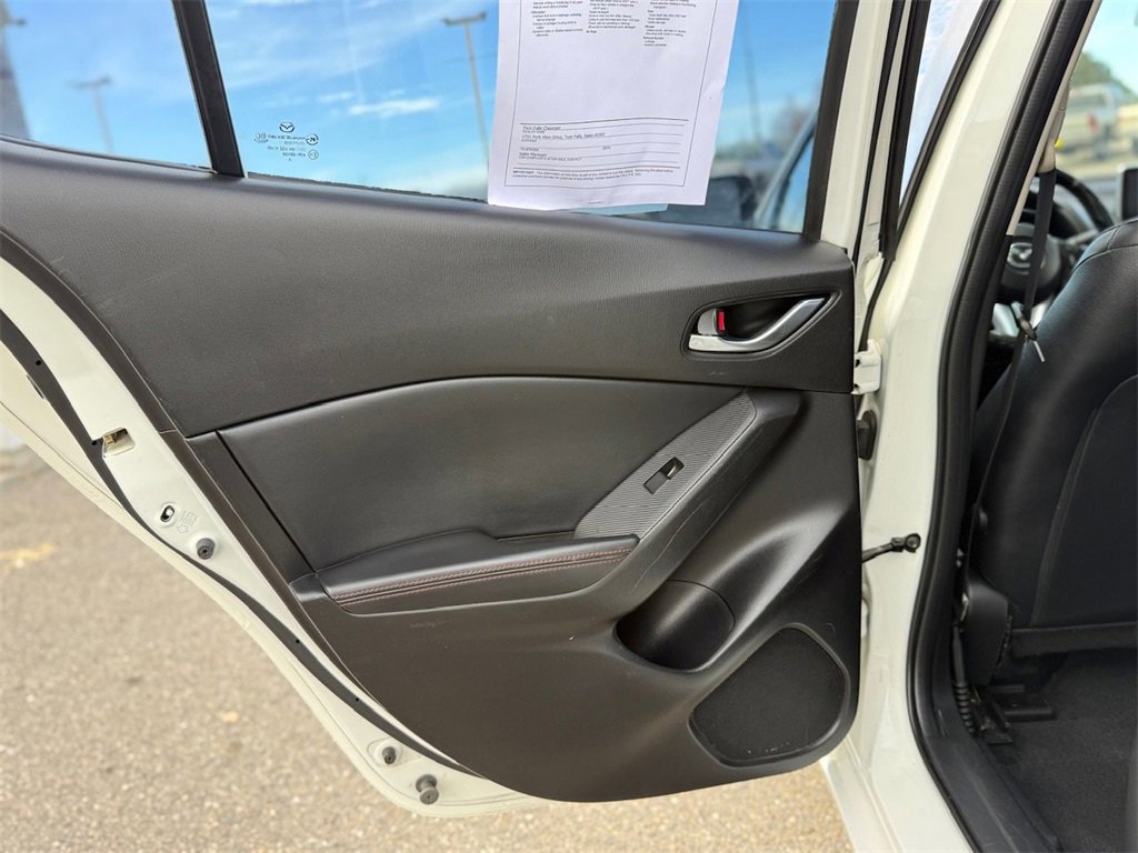 Used 2015 MAZDA MAZDA3 s Grand Touring image 33