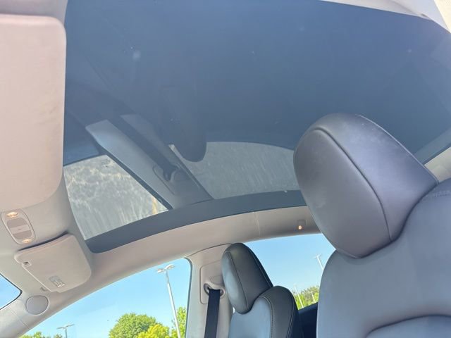 Used 2023 Tesla Model Y Long Range AWD/4WD image 12