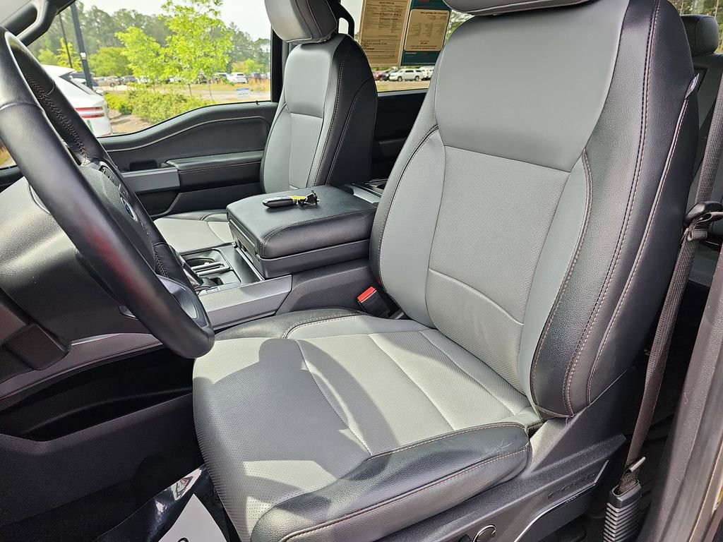 Used 2023 Ford F150 Lightning Lariat AWD/4WD image 19