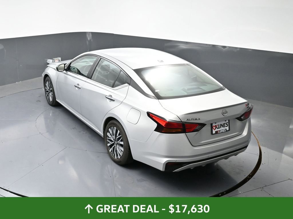 Used 2024 Nissan Altima 2.5 SV image 47