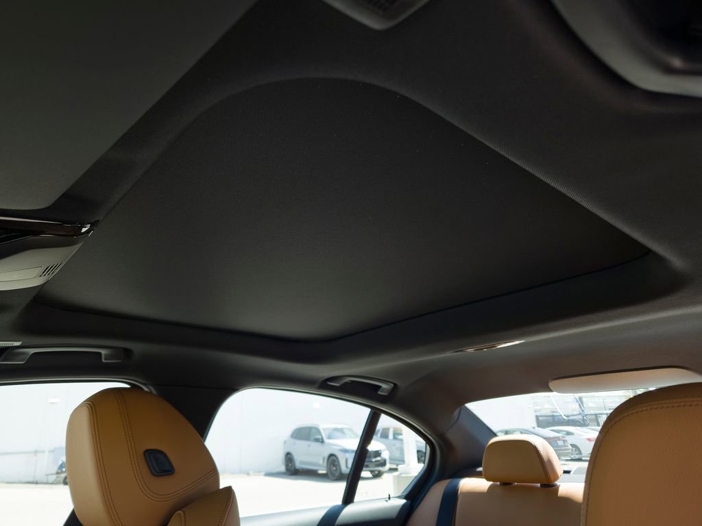 New 2026 BMW 330i Sedan w/ Premium Package image 13