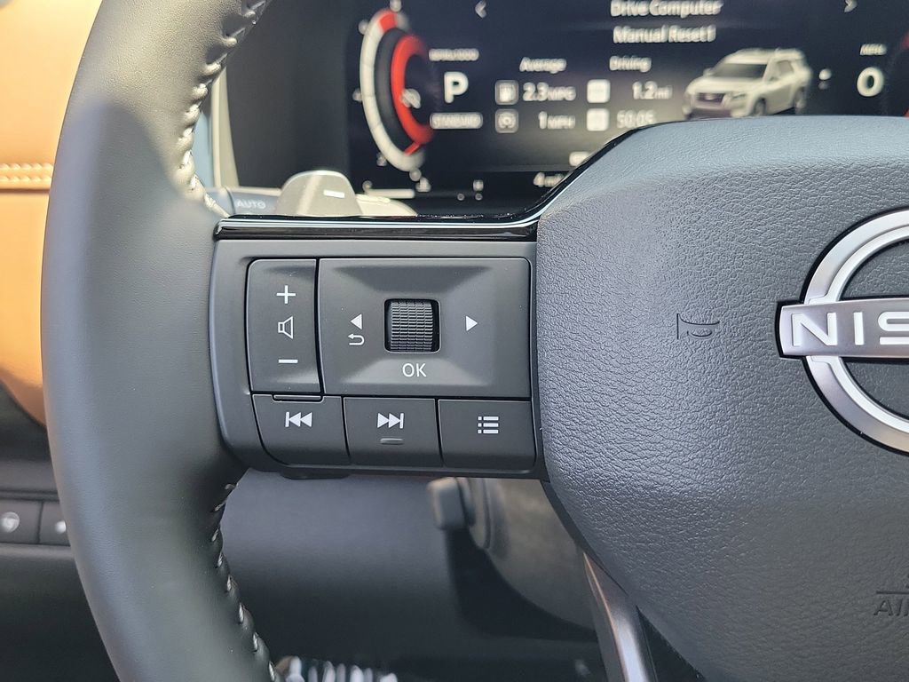 New 2026 Nissan Pathfinder Platinum w/ Cargo Package FWD image 6