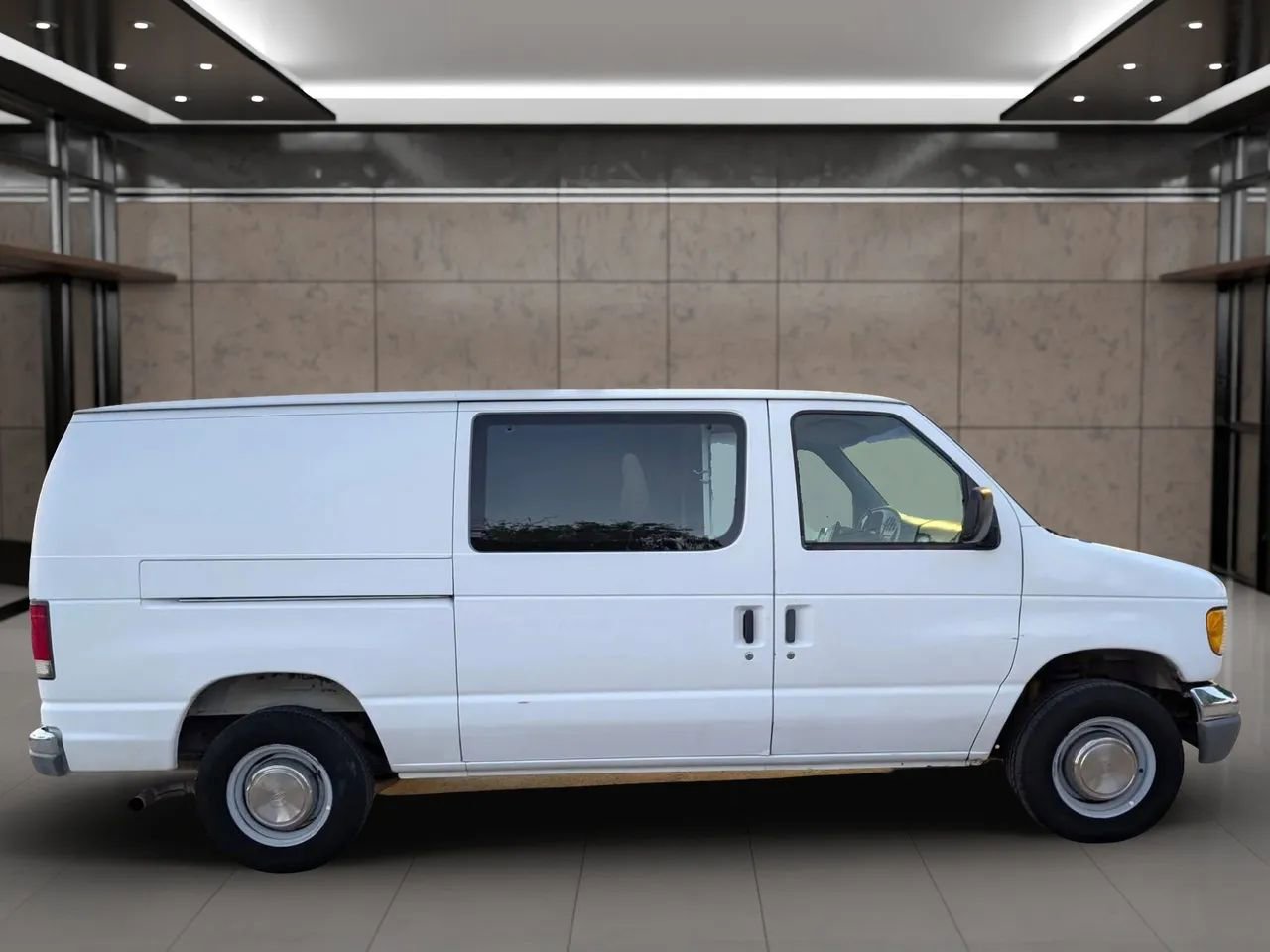 Used 1997 Ford E-250 and Econoline 250 Heavy-Duty image 3