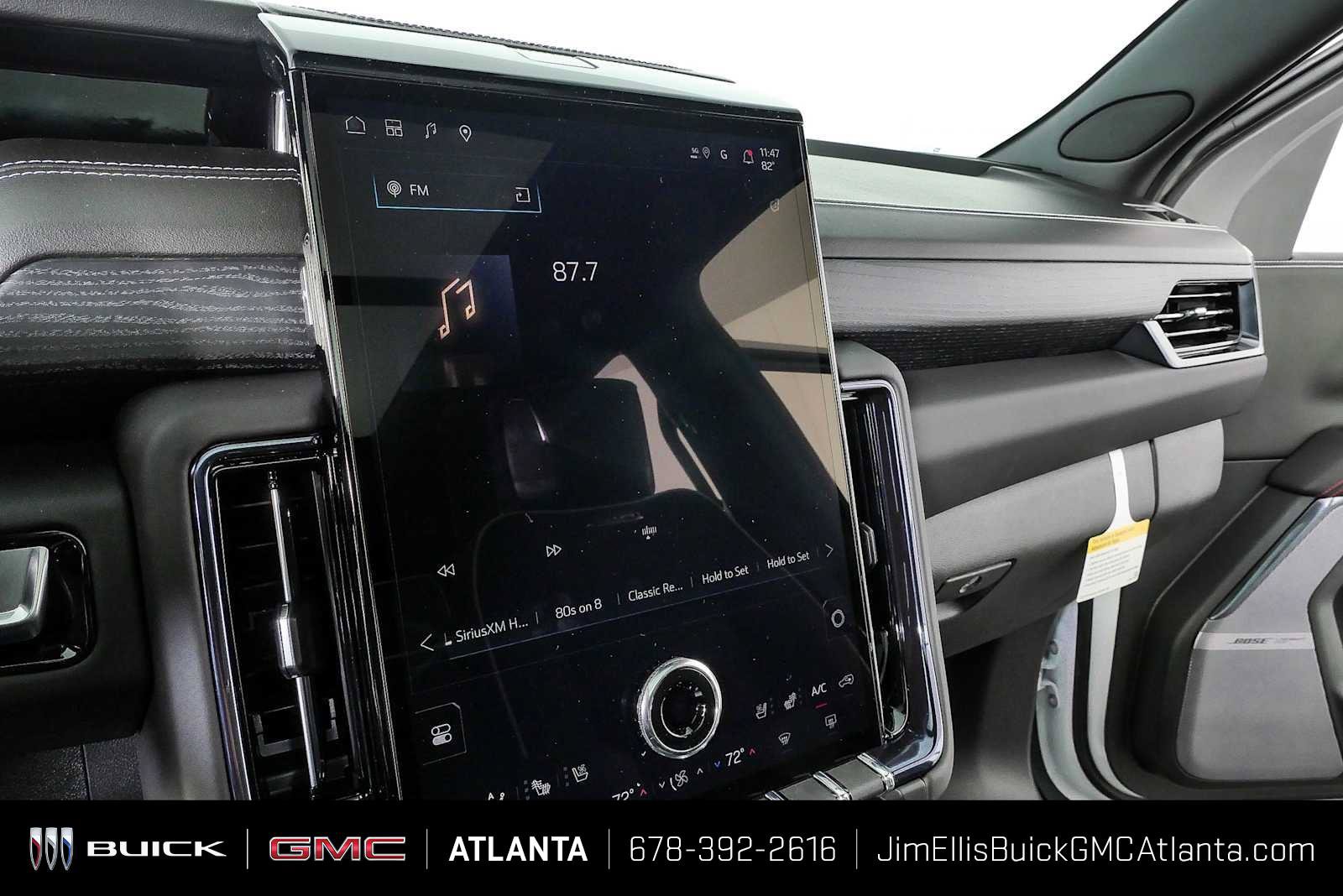 New 2026 GMC Yukon XL AT4 Ultimate AWD/4WD image 17