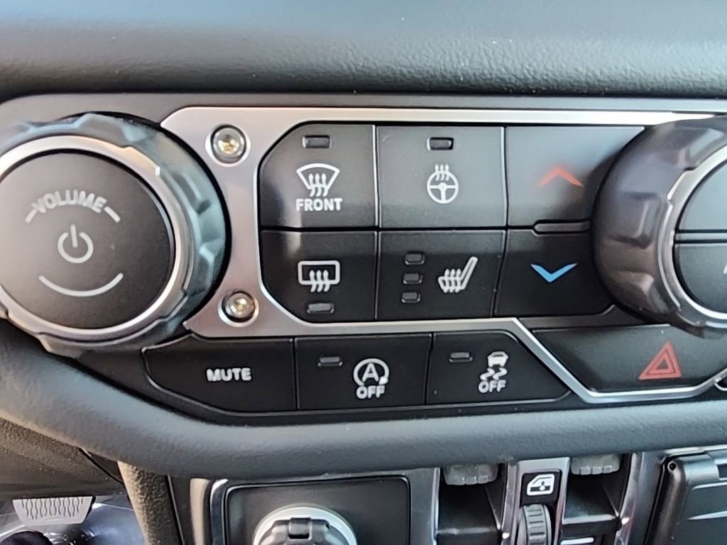 New 2026 Jeep Wrangler Sahara image 34