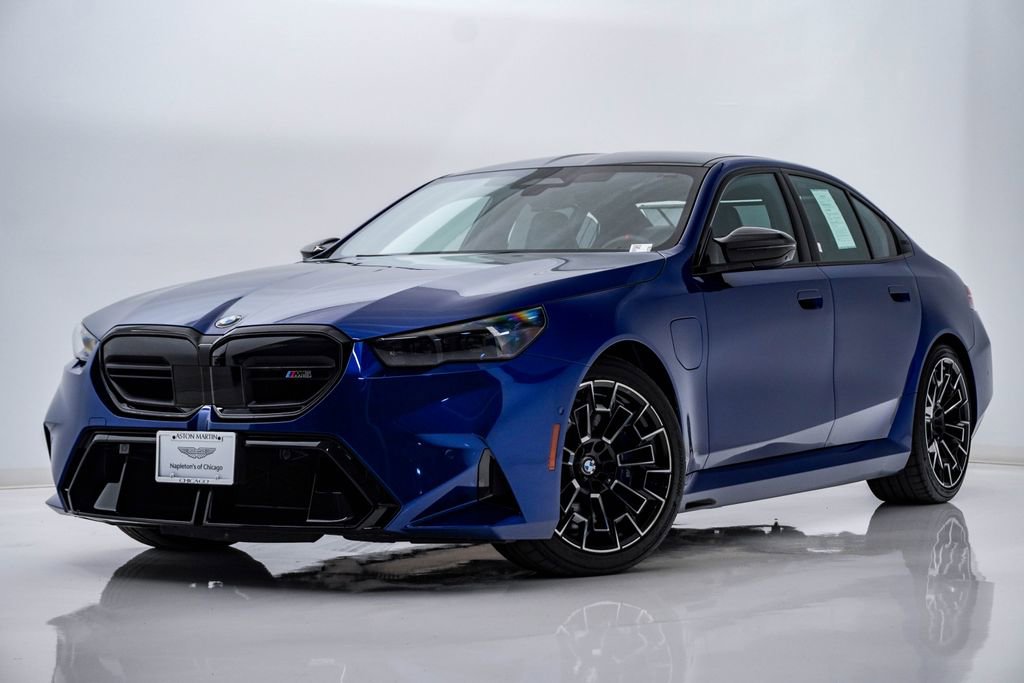 Used 2025 BMW M5 w/ Carbon Package AWD/4WD image 1