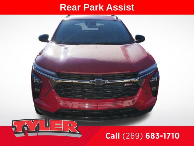 New 2026 Chevrolet Trax RS w/ Driver Confidence Package FWD image 2