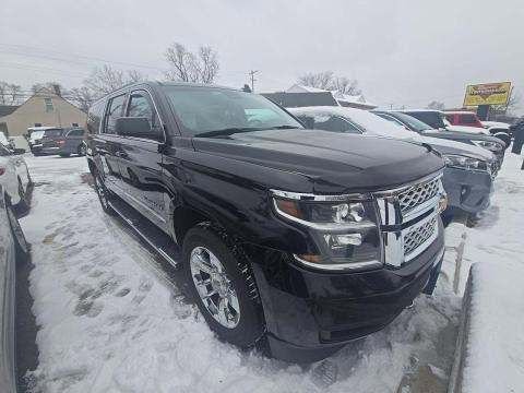 Used 2017 Chevrolet Suburban LT w/ LT Signature Package
