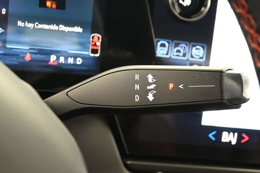 Used 2026 Chevrolet Equinox EV RS FWD image 34