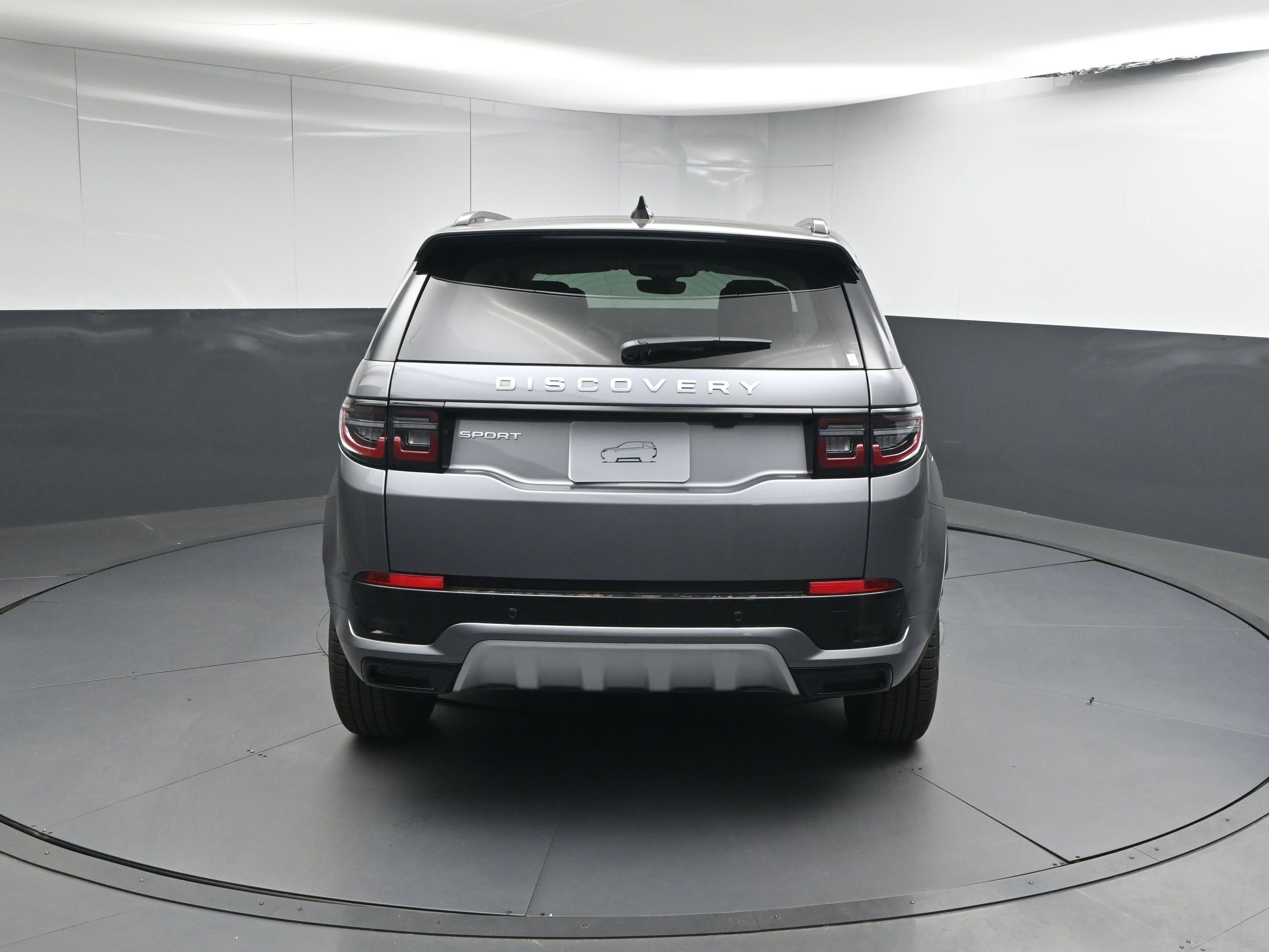New 2025 Land Rover Discovery Sport S image 21
