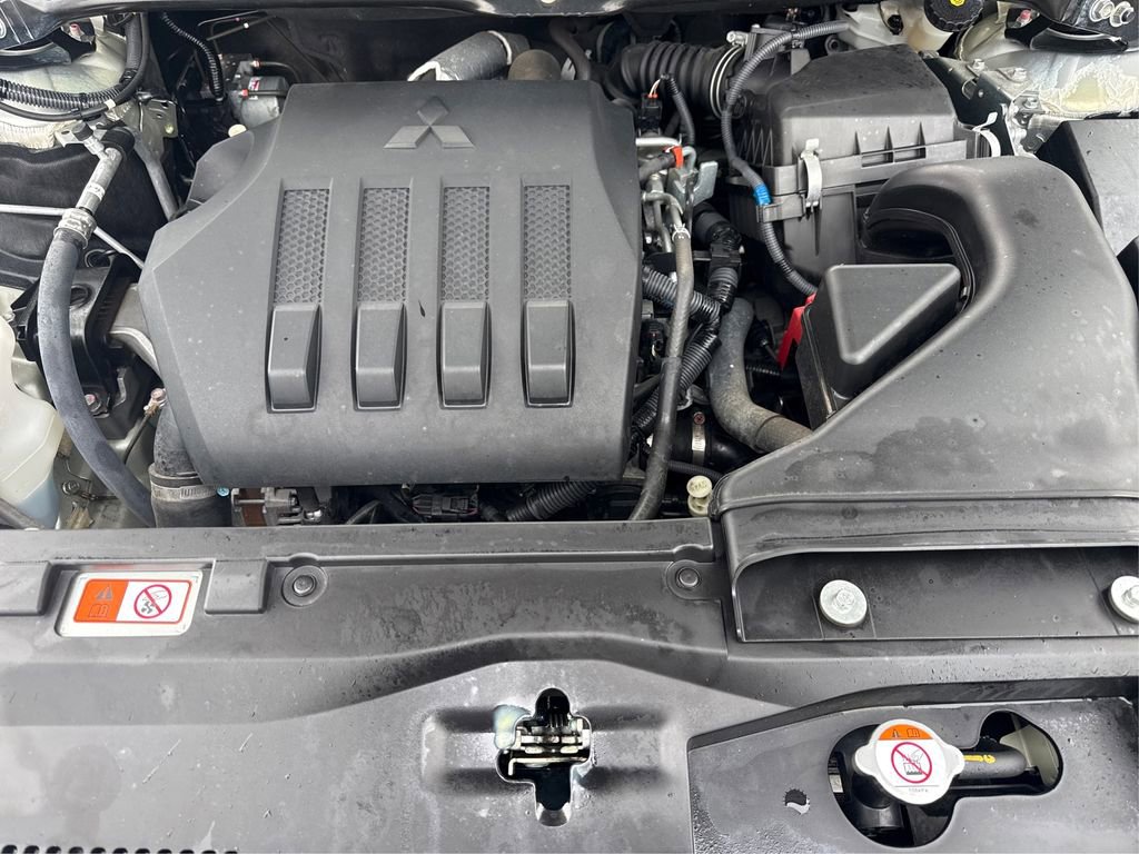 Used 2022 Mitsubishi Eclipse Cross LE image 13