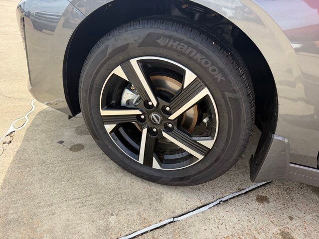 Certified 2025 Nissan Sentra SV FWD image 8