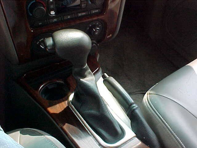 Used 2002 GMC Envoy SLT AWD/4WD image 59