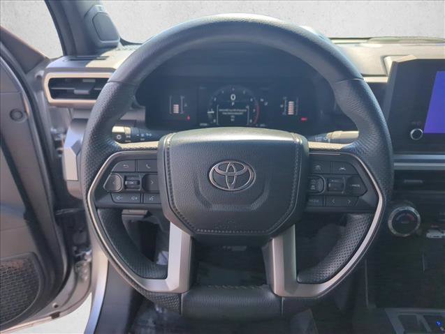 Certified 2024 Toyota Tacoma SR5 w/ SR5 Upgrade Package AWD/4WD image 11