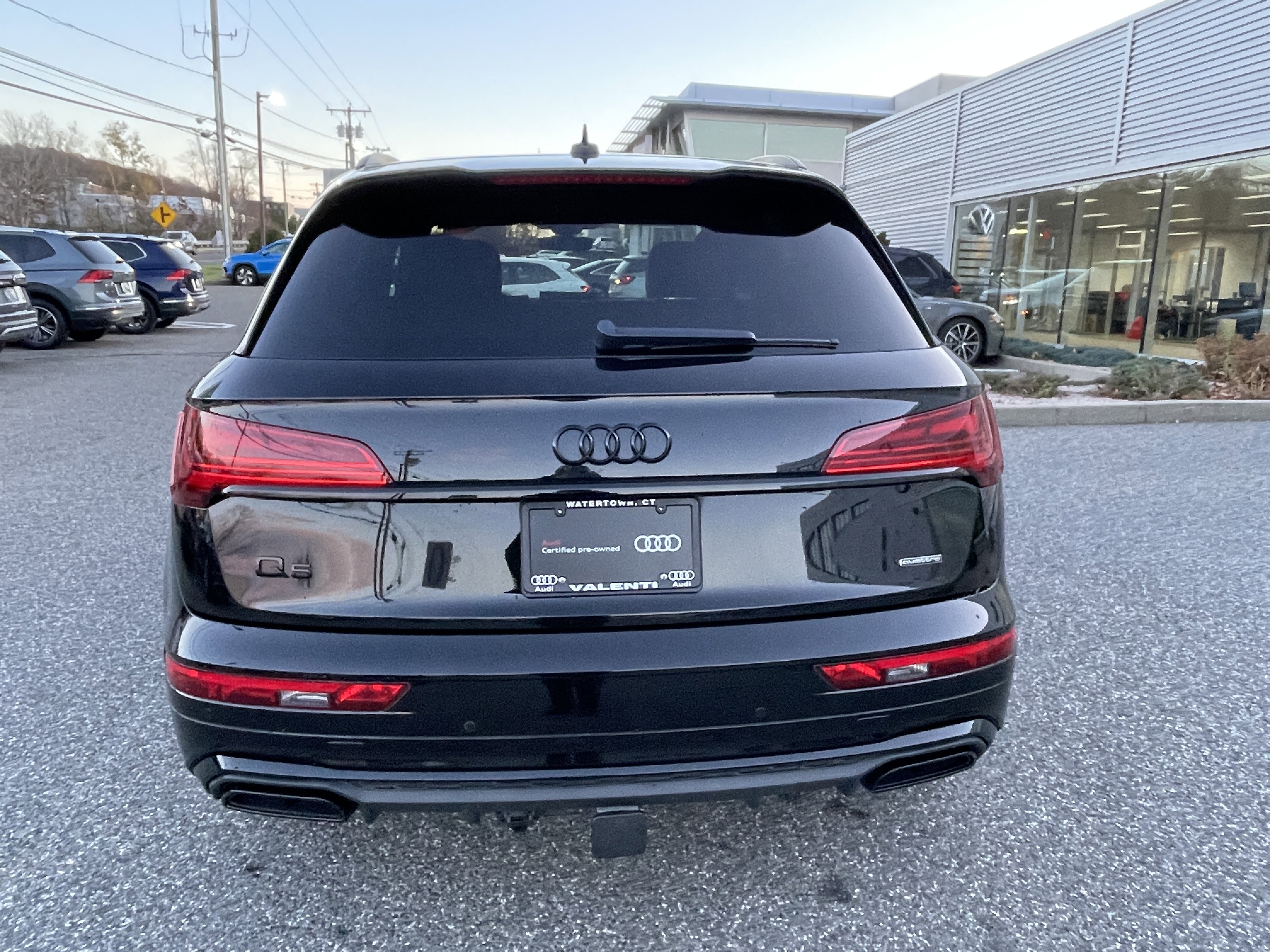 Certified 2022 Audi Q5 e Premium Plus w/ Premium Plus Package AWD/4WD image 5