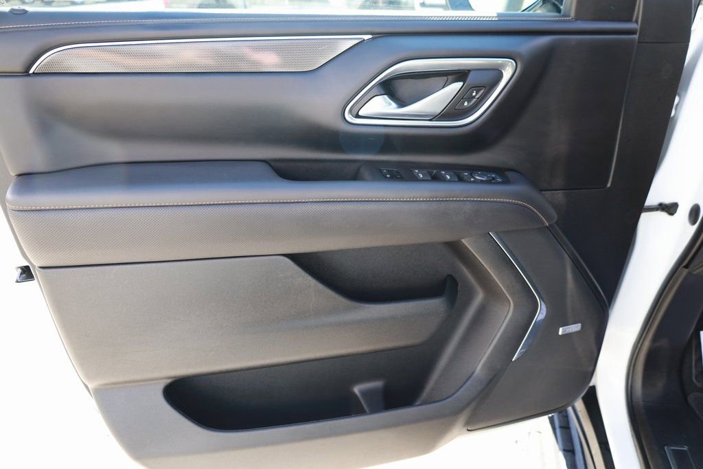 Used 2022 GMC Yukon AT4 w/ Max Trailering Package image 10