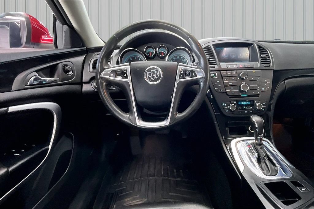Used 2013 Buick Regal Premium FWD image 8