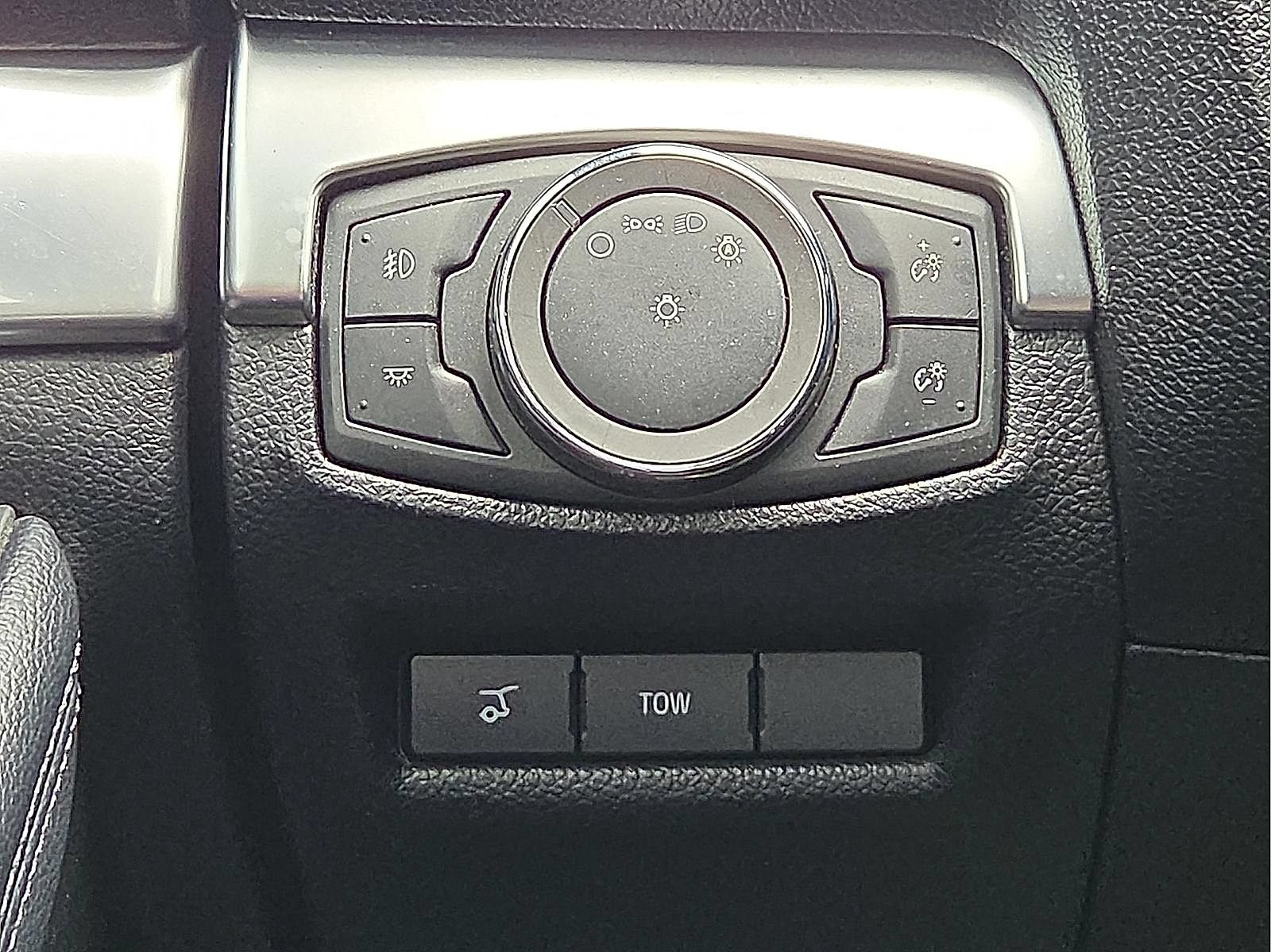 Used 2018 Ford Explorer Sport w/ Equipment Group 401A AWD/4WD image 22