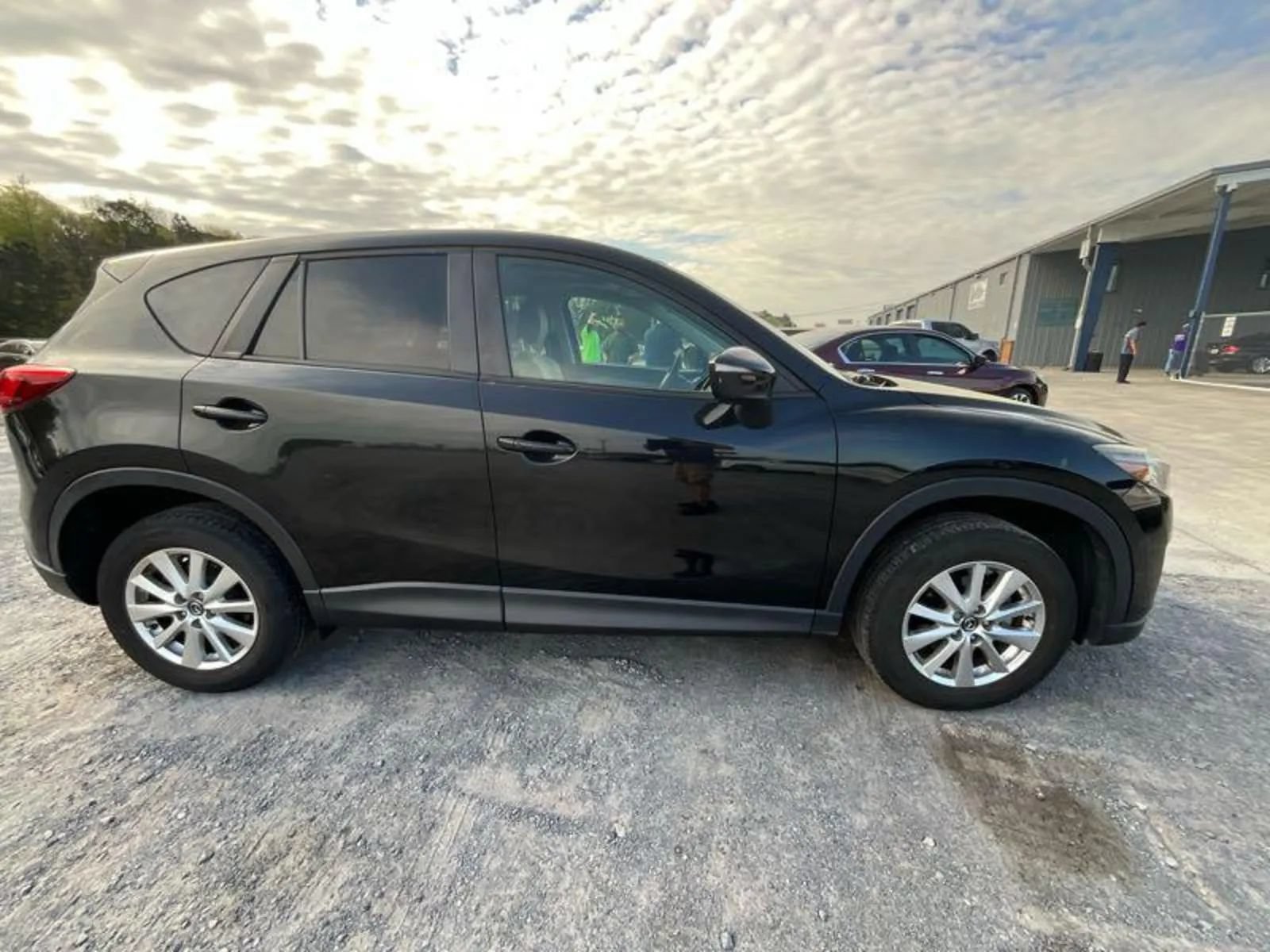 Used 2016 MAZDA CX-5 Touring w/ Touring Technology Package FWD image 4