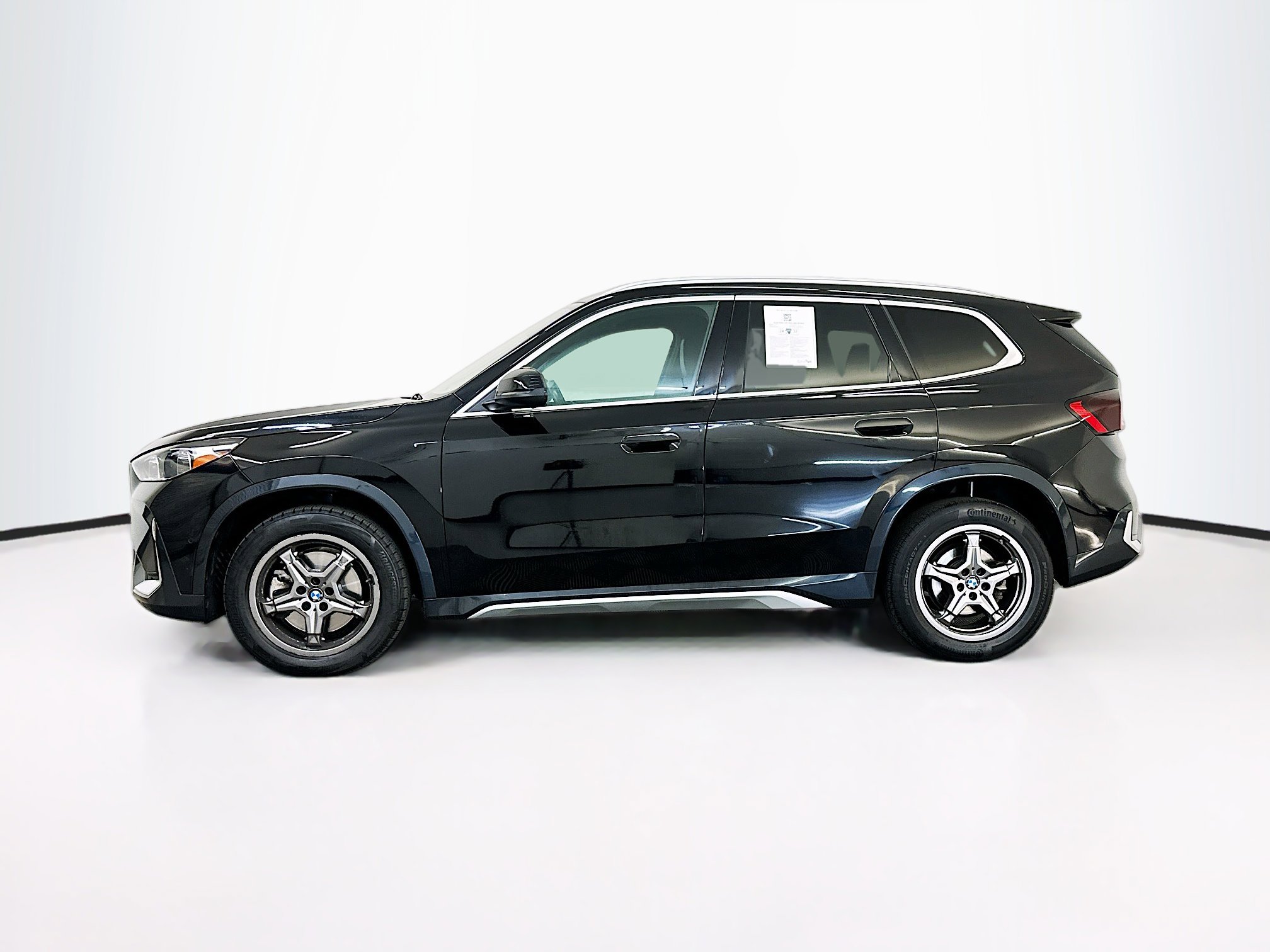 Used 2025 BMW X1 xDrive28i AWD/4WD image 4