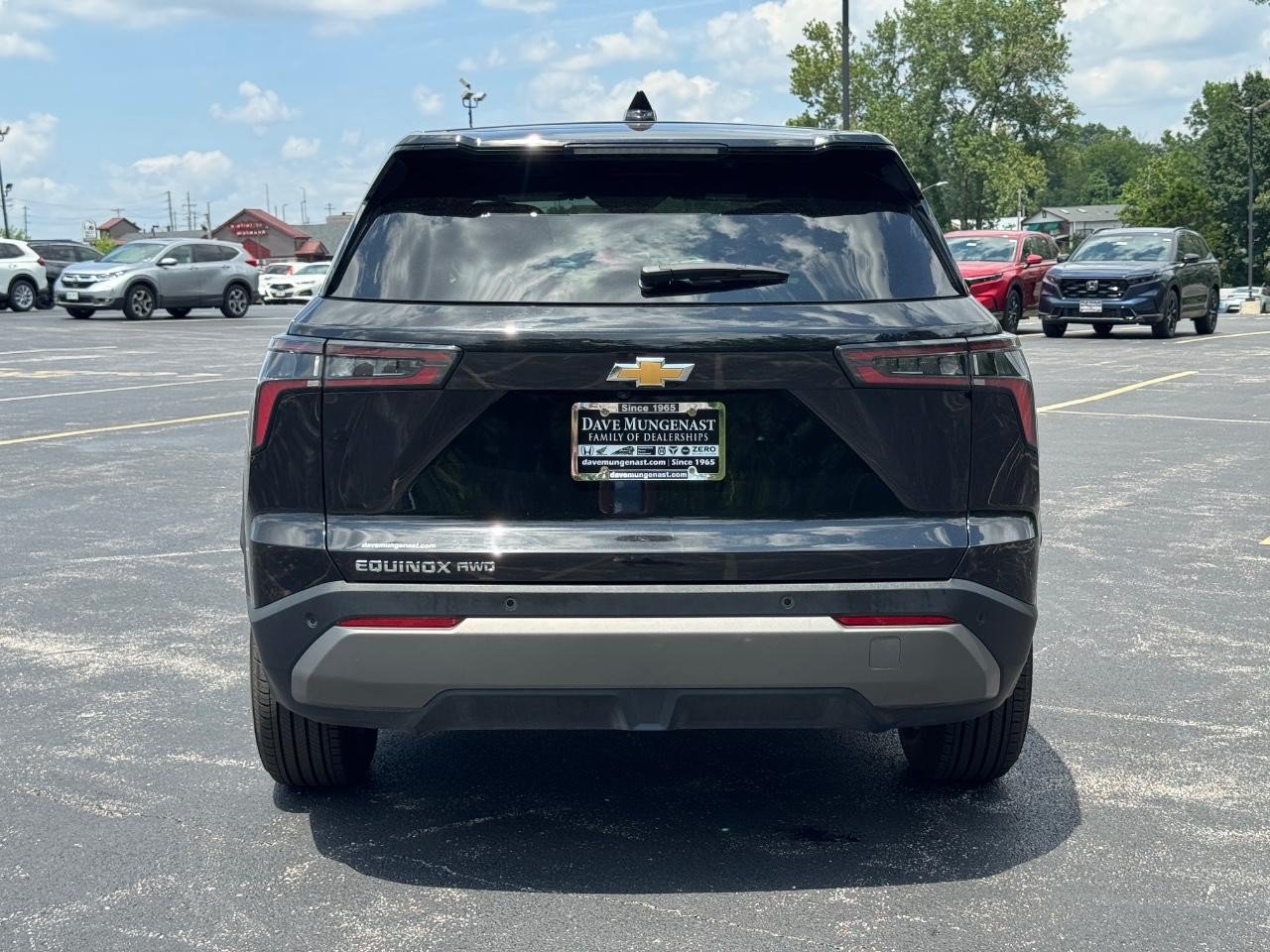 Used 2026 Chevrolet Equinox LT AWD/4WD image 6