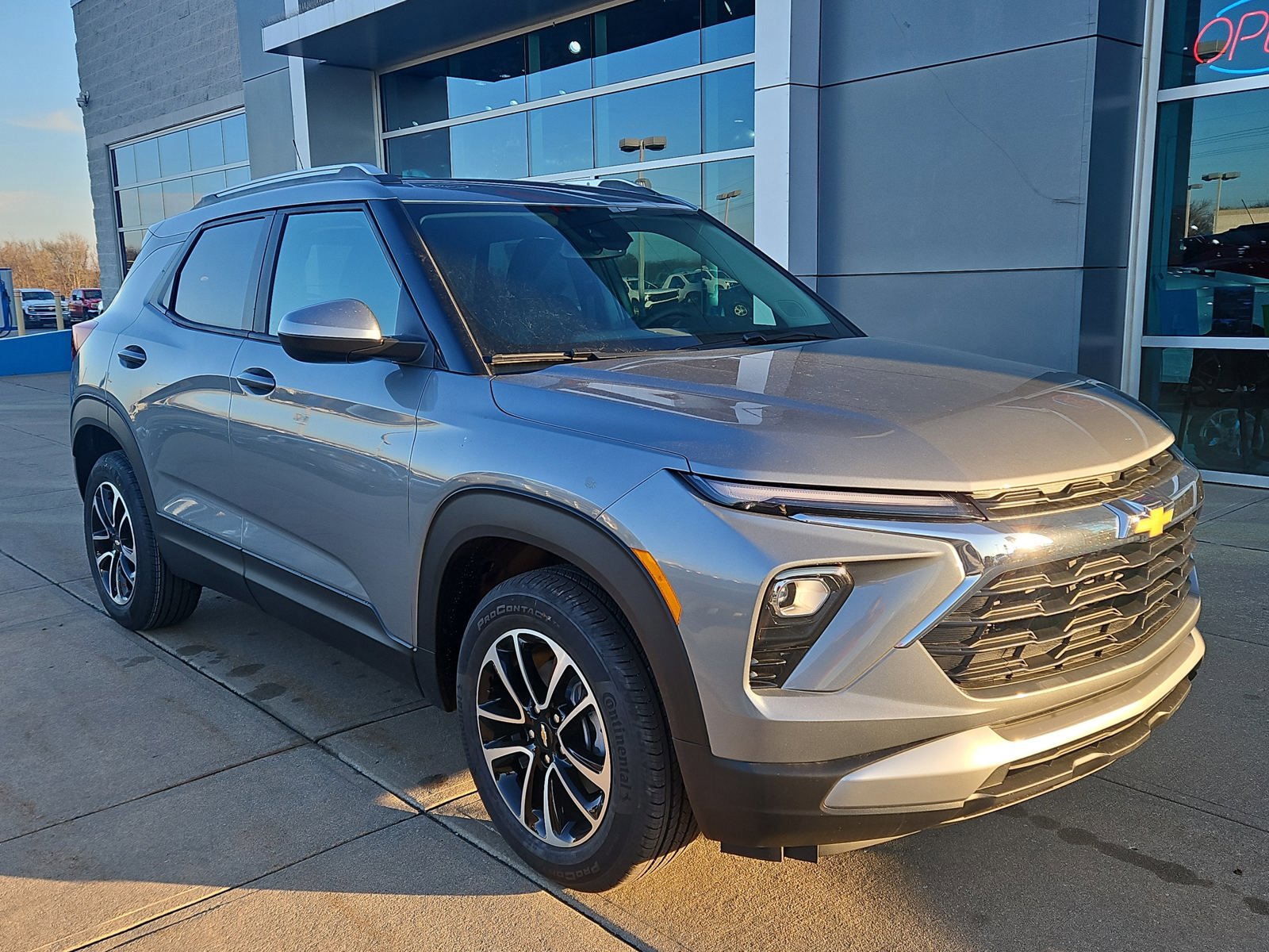 New 2026 Chevrolet TrailBlazer LT w/ Convenience Package image 1