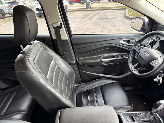 Used 2018 Ford Escape SEL image 9
