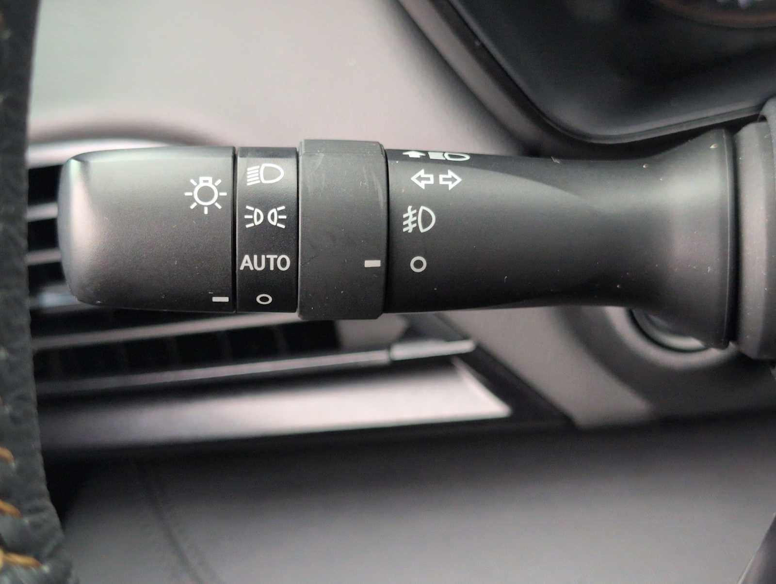 Used 2025 Subaru Outback Wilderness AWD/4WD image 26