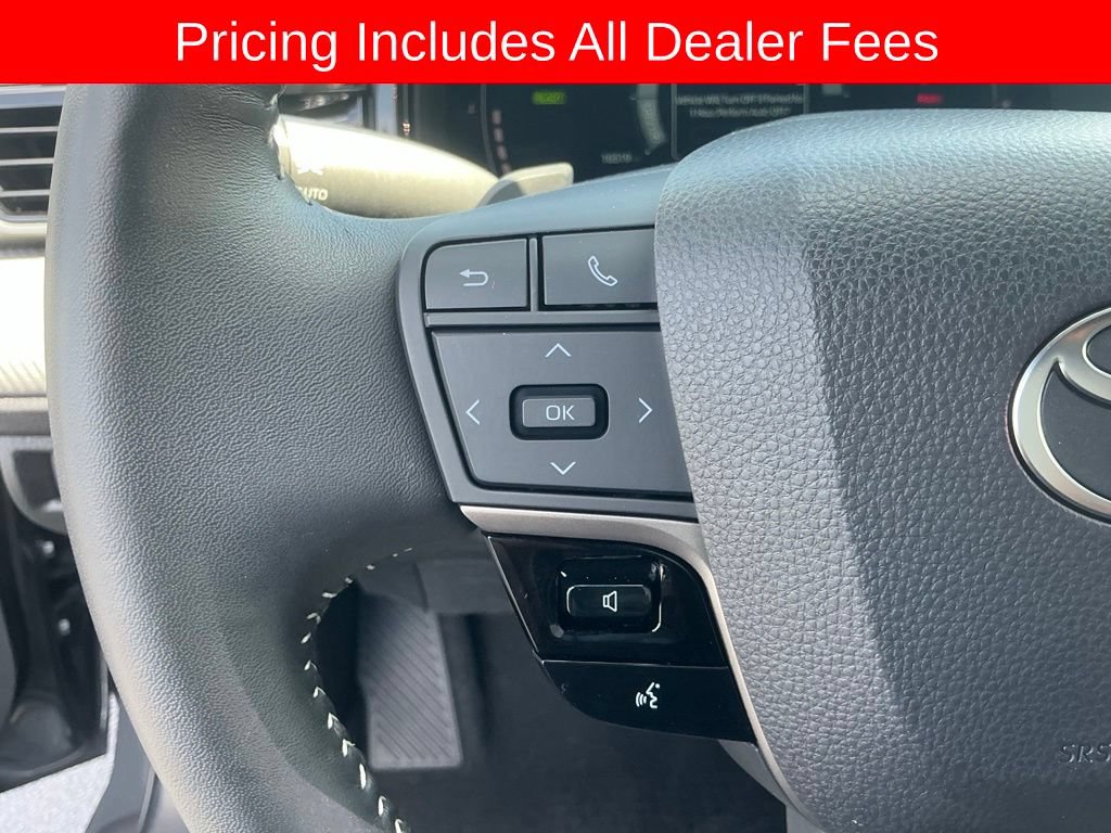 Used 2025 Toyota Camry SE w/ Convenience Package AWD/4WD image 14